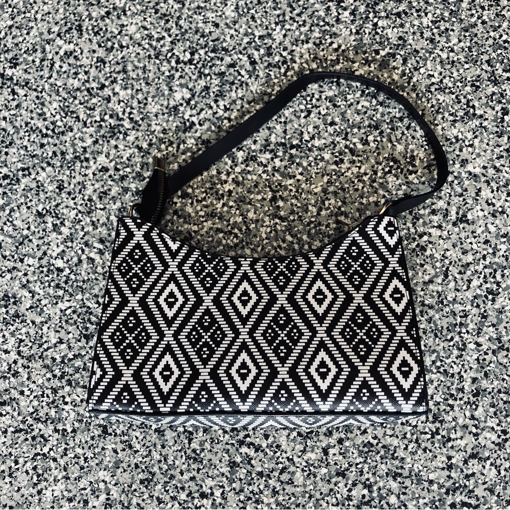 Black & White Geometric Shoulder Bag